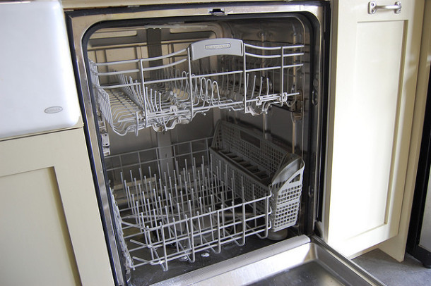 KitchenAid-dishwasher-1